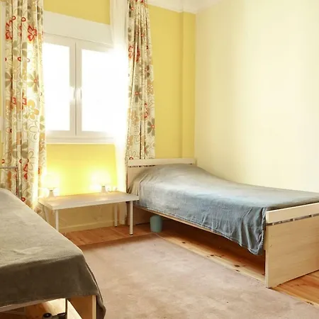 Adam Central 公寓 *